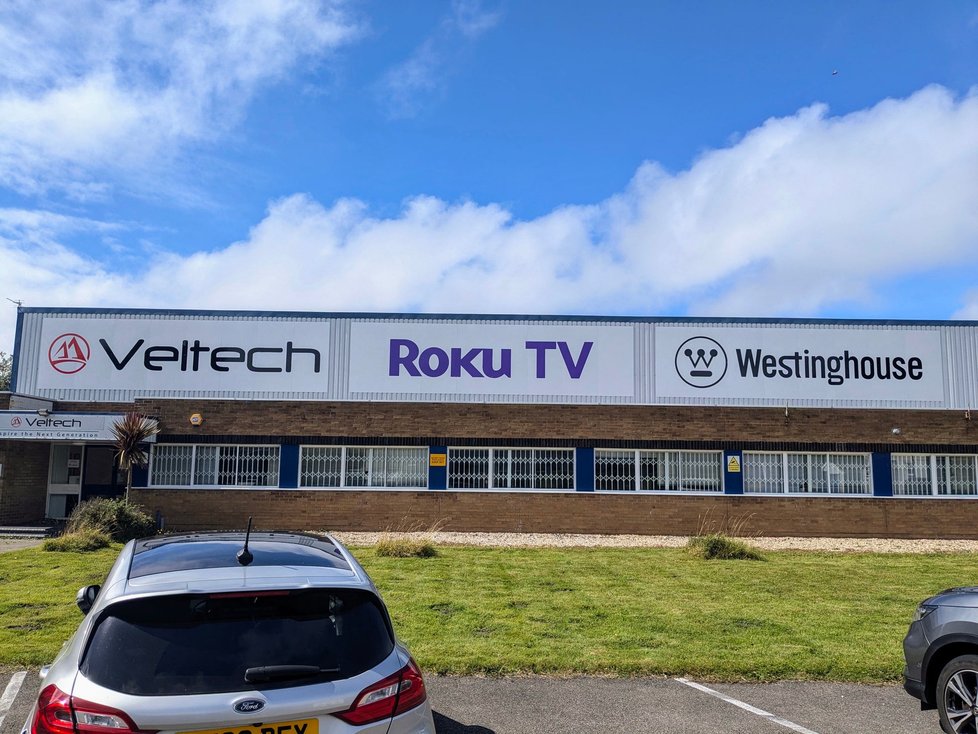 55" Veltech Roku 4k - Watt-a-Home by Veltech